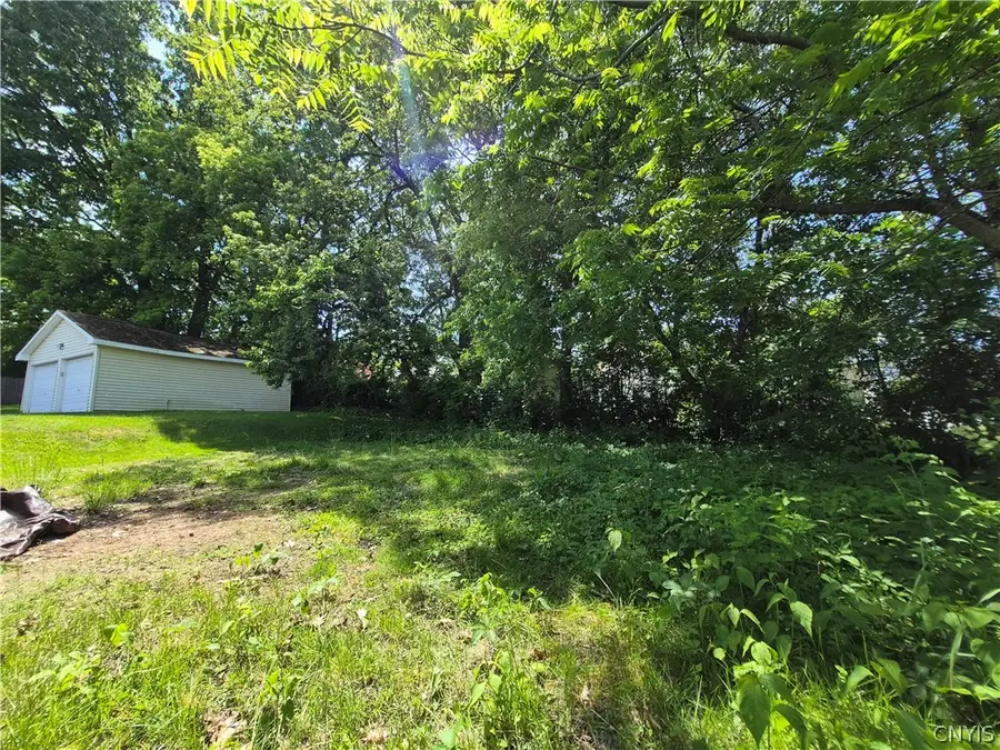 251 Ashdale Avenue, Syracuse, NY 13206 - #3