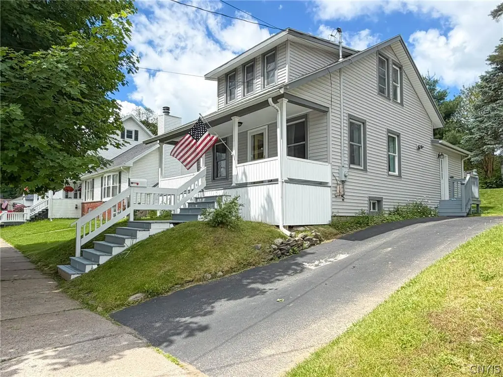 138 S 4th Avenue, Ilion, NY 13357 - #1