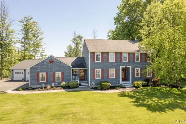 15 Meaney Circle, Oswego, NY 13126