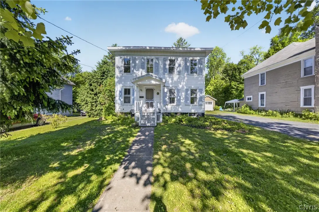 58 Canton St, Baldwinsville, NY 13207 - #1