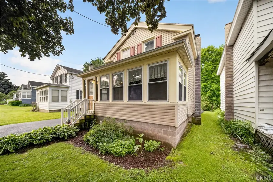 282 W Fifth Street, Oswego, NY 13126 - #2