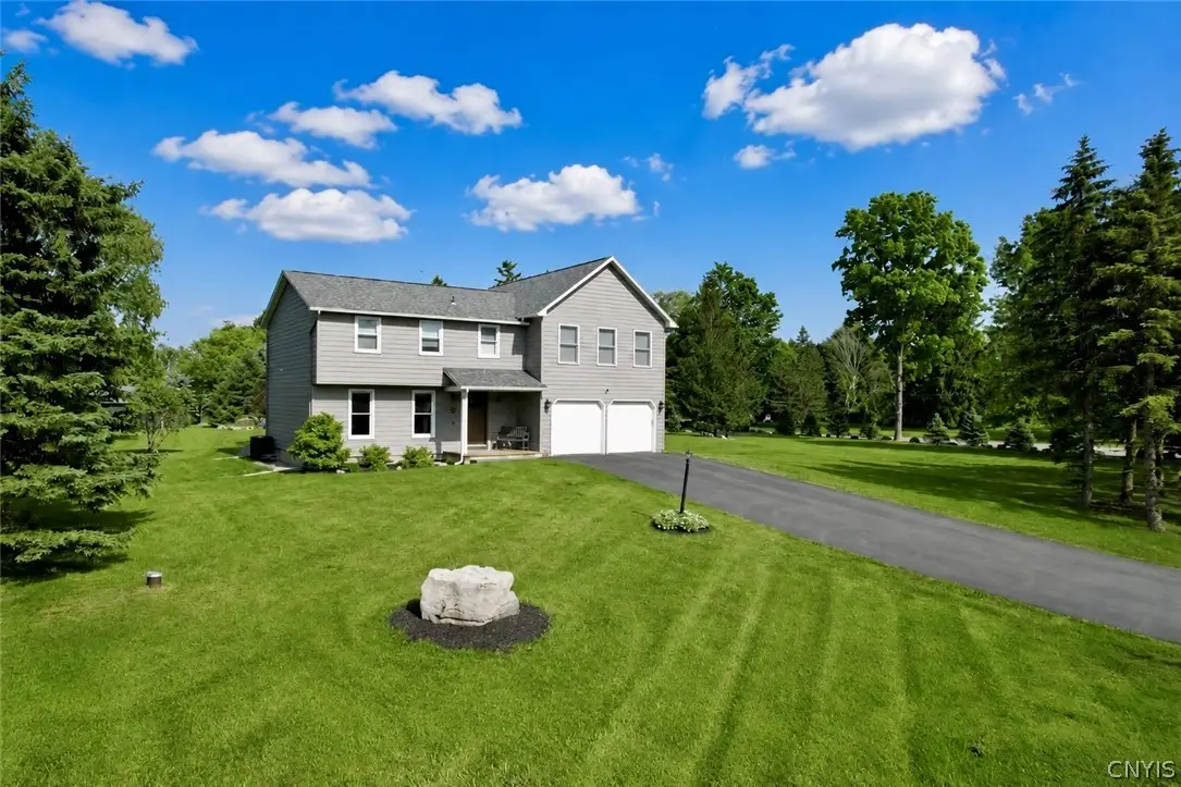 5880 Fieldstone Drive, Cazenovia, NY 13035 - #1