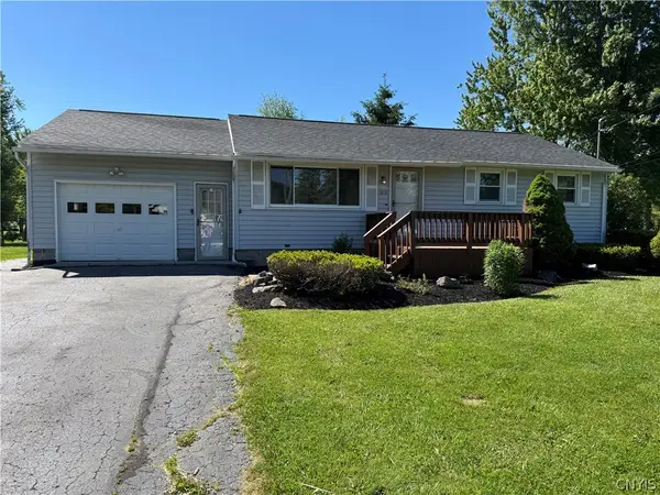 6098 Lakeshore Road, Cicero, NY 13039