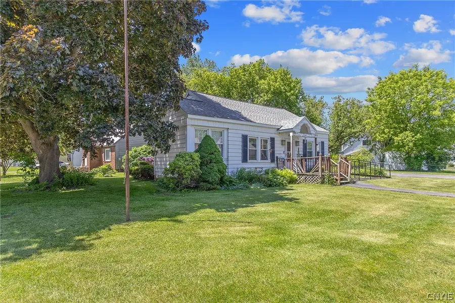 201 Sheridan Road, Liverpool, NY 13090 - #2