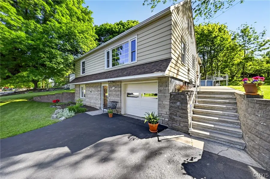 100 Fieldcrest Drive, Camillus, NY 13031 - #2