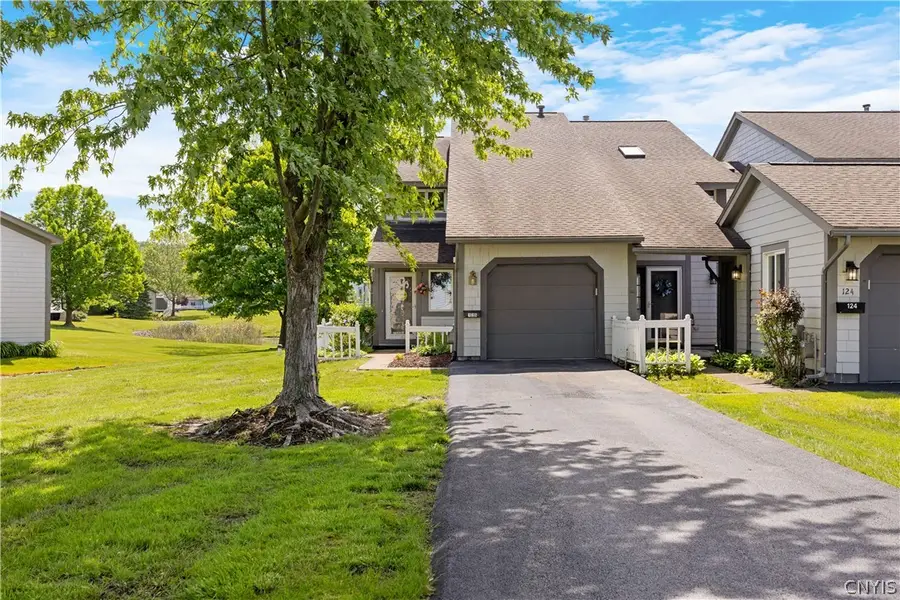 125 Summerhaven Drive S, East Syracuse, NY 13057 - #2