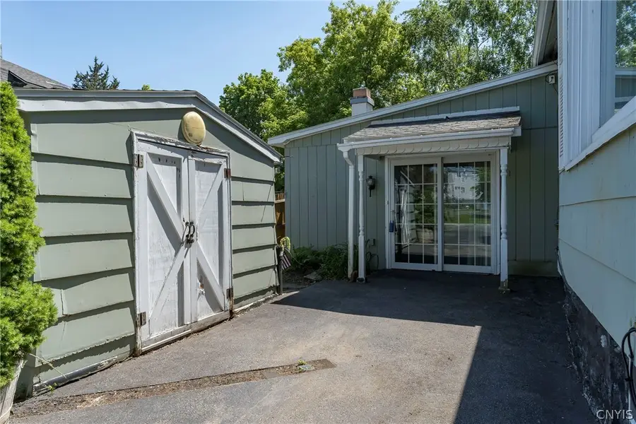 352 N Indiana Avenue, Watertown, NY 13601 - #3