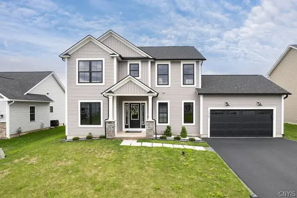 3408 Tall Tree Lane, Baldwinsville, NY 13027