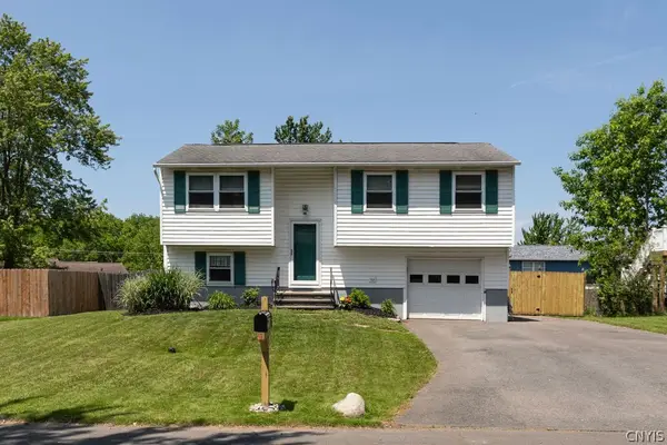 4748 Freestone Road, Liverpool, NY 13090