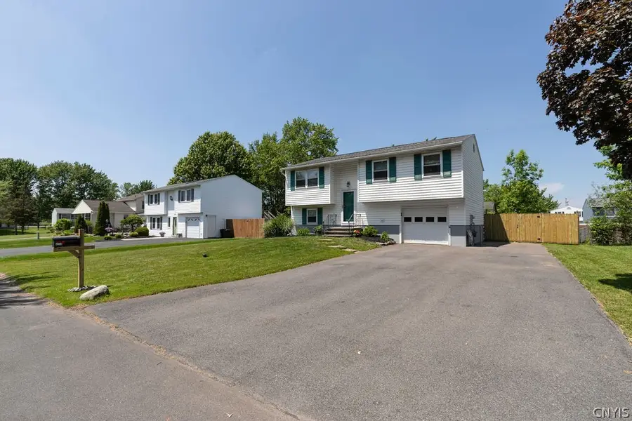4748 Freestone Road, Liverpool, NY 13090 - #2