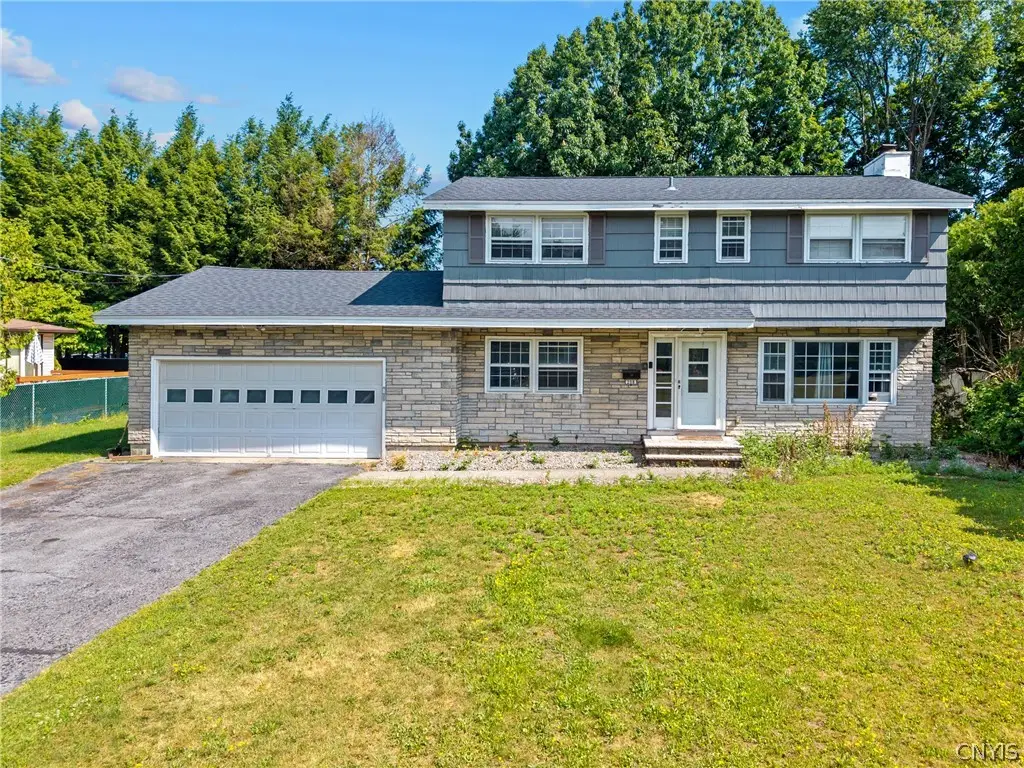 208 Manor Drive, Syracuse, NY 13212 - #1