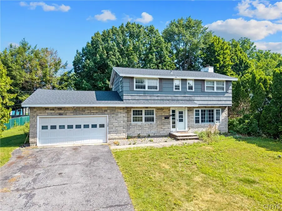 208 Manor Drive, Syracuse, NY 13212 - #2
