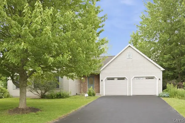8413 Sugar Pine Circle, Liverpool, NY 13090