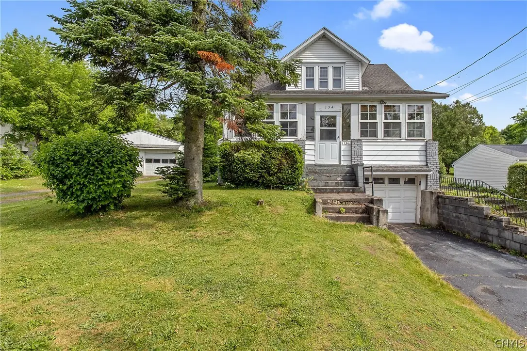 134 Armstrong Rd Road, Syracuse, NY 13209 - #1
