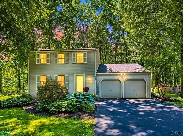 8750 Tallwood Ridge, Baldwinsville, NY 13027