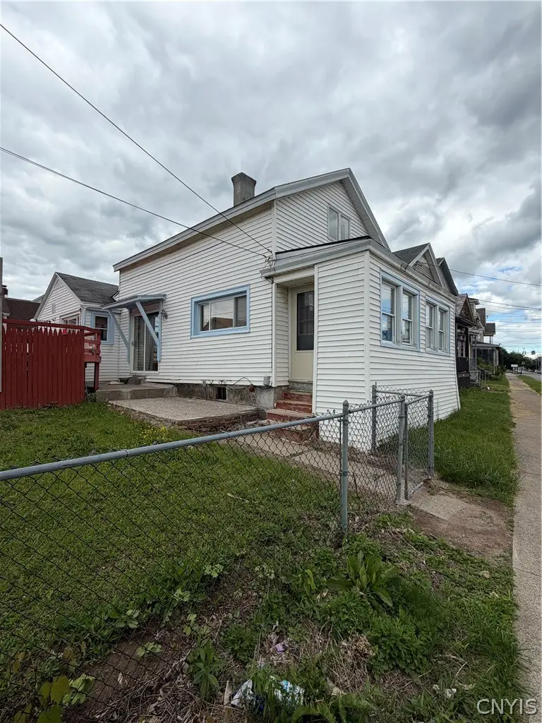 631 South Street, Utica, NY 13501 - #2