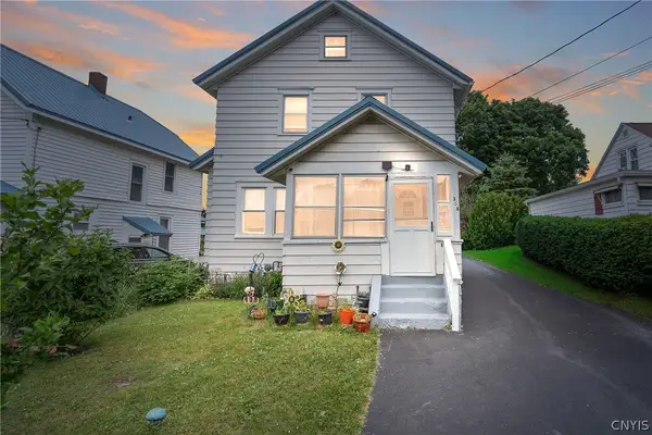 358 Roxford Road N, Syracuse, NY 13208