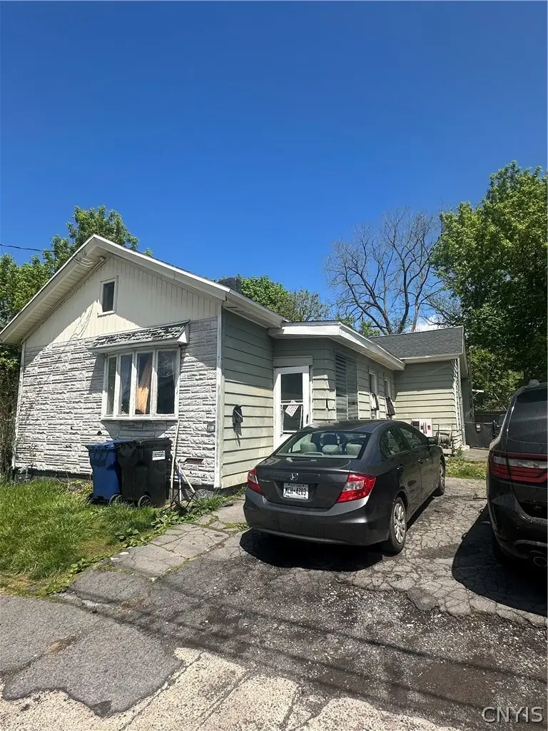 118 Schneider Street, Syracuse, NY 13203 - #1