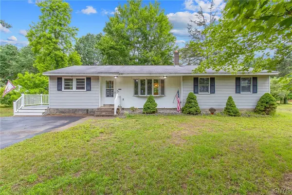 8953 Henry Clay Boulevard, Clay, NY 13041