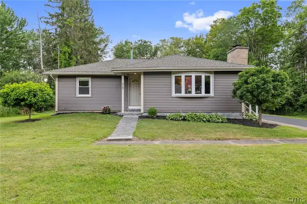 8187 Sixty Road, Baldwinsville, NY 13027