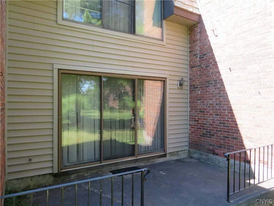 101 Chestnut Hills, New Hartford, NY 13413 - #3