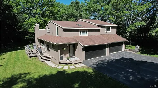 8646 Salt Springs Road, Manlius, NY 13104