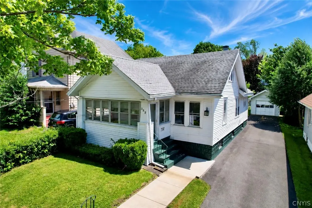 132 Winthrop Road, Syracuse, NY 13206 - #1
