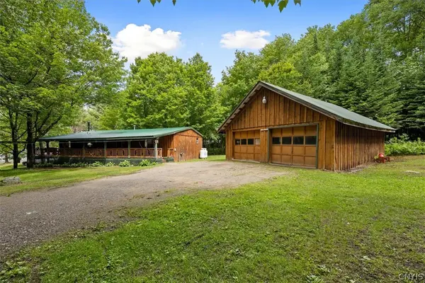 1018 South Road W, Forestport, NY 13338