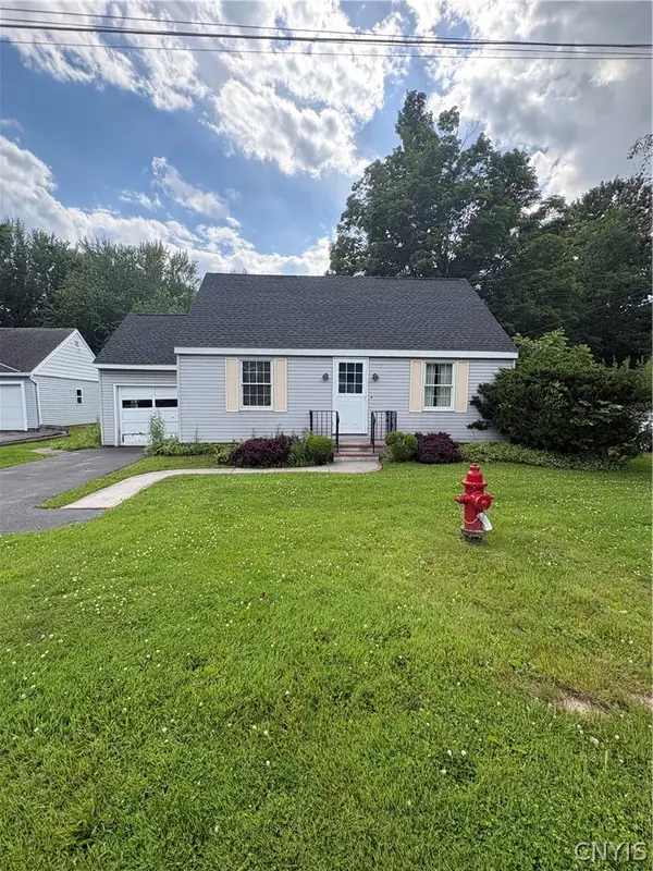 8269 Oswego Road, Liverpool, NY 13090