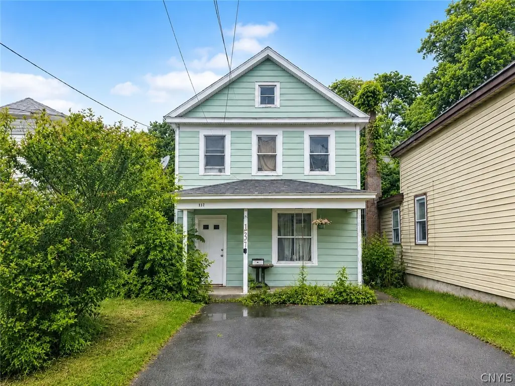 137 W Schuyler Street, Oswego, NY 13126 - #1