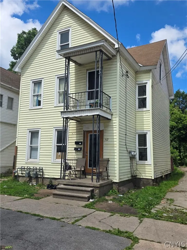 512 Nichols Street, Utica, NY 13501 - #1
