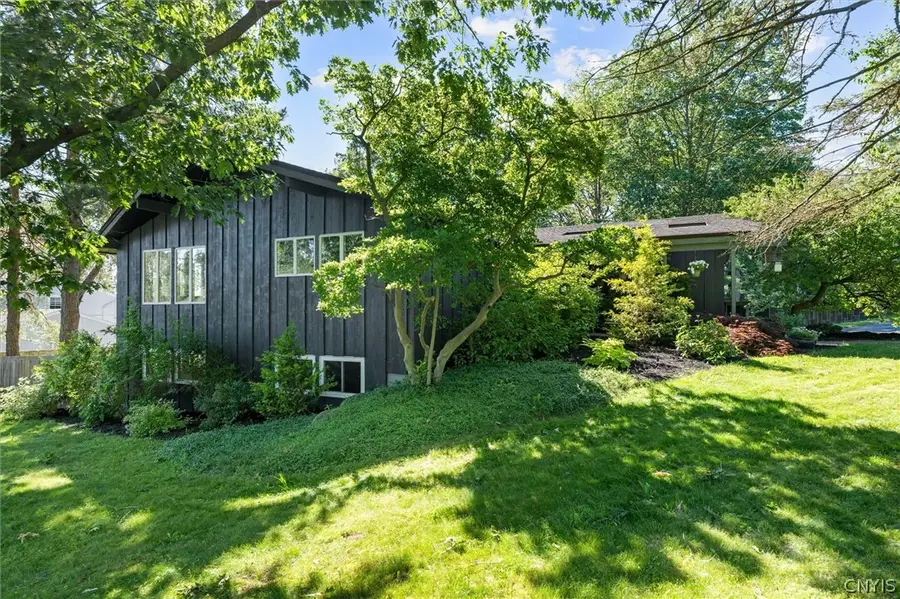 108 Sun Harbor Drive, Liverpool, NY 13088 - #2