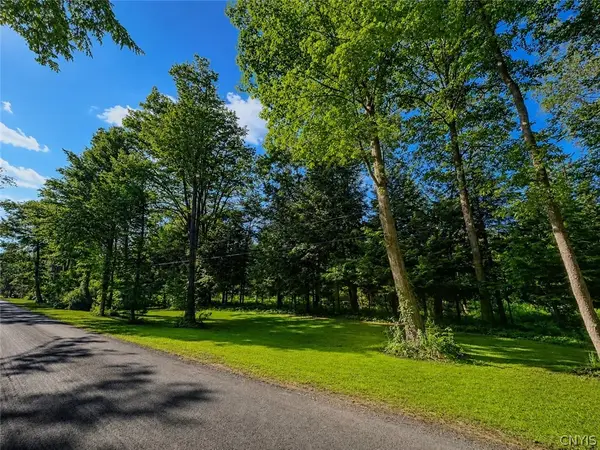 216 Hager Drive, Pulaski, NY 13142