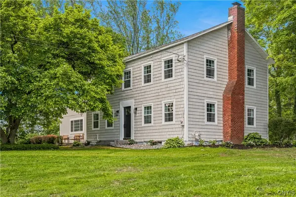4375 Young Road, Syracuse, NY 13215