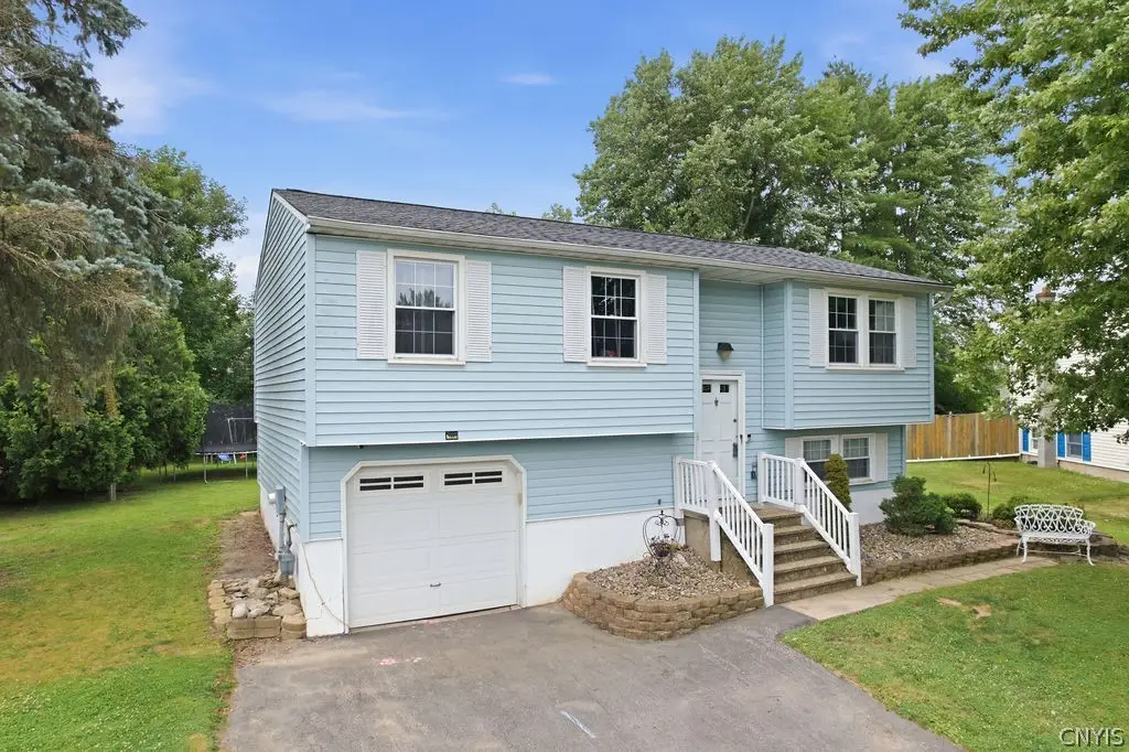 4006 Sandpiper Lane, Liverpool, NY 13090 - #1