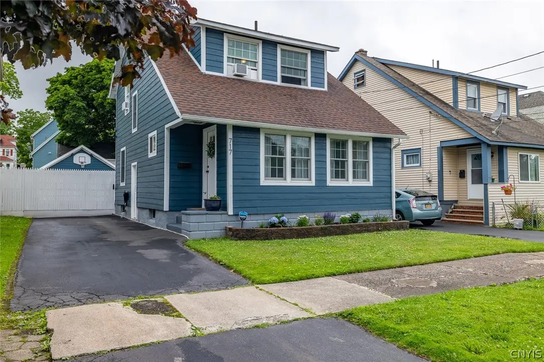 717 Helen Street, Syracuse, NY 13203 - #1