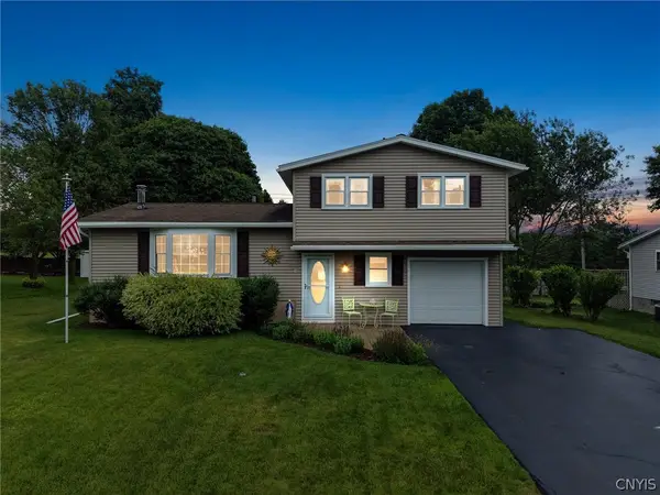 12 Barbara Lane, Camillus, NY 13031