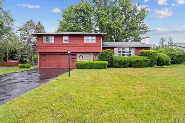 214 Colony Park Drive, Liverpool, NY 13088
