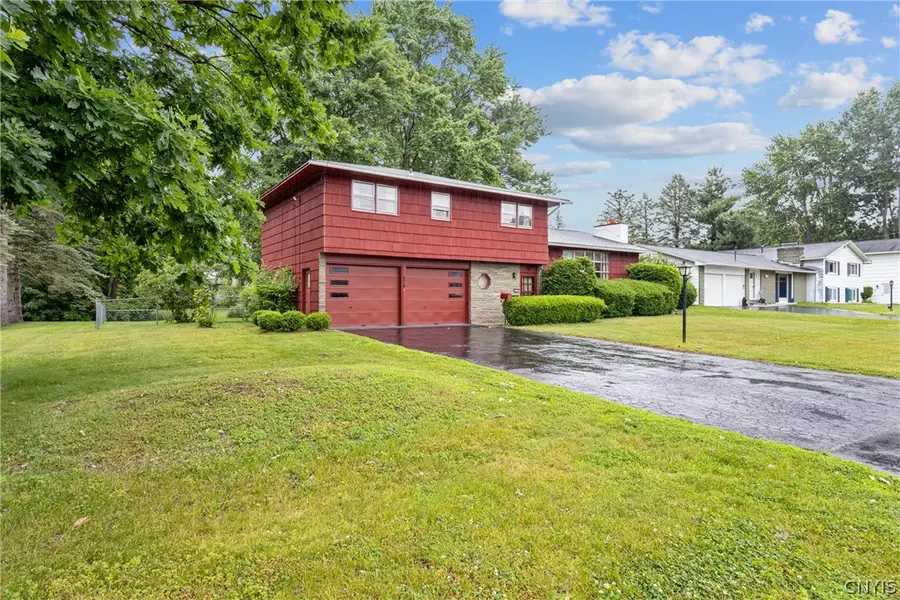 214 Colony Park Drive, Liverpool, NY 13088 - #2