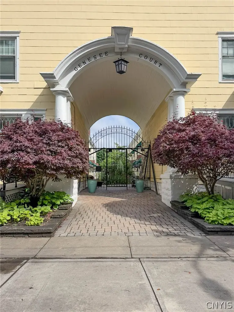 7 Genesee Court, Utica, NY 13502 - #1