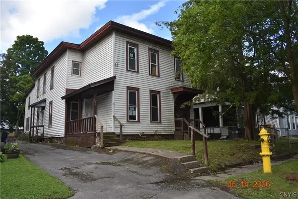 221 W Yates Street, East Syracuse, NY 13057
