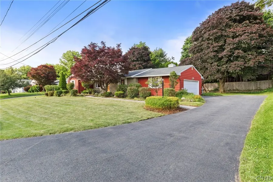 15 Drumlins, Syracuse, NY 13224 - #3