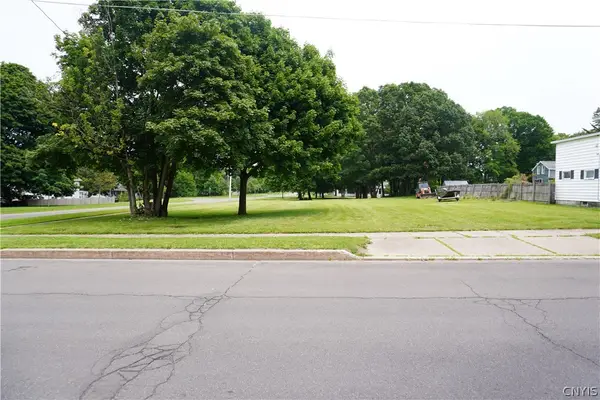 101 E 10th Street, Oswego, NY 13126