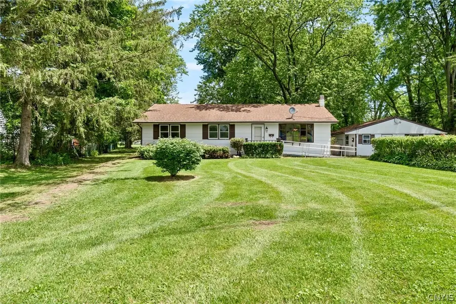54 Walnut Street N, Waterloo, NY 13165 - #2
