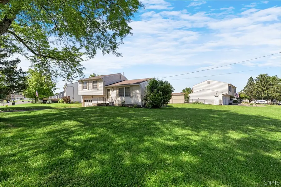 7436 Muench Road, Liverpool, NY 13088 - #2