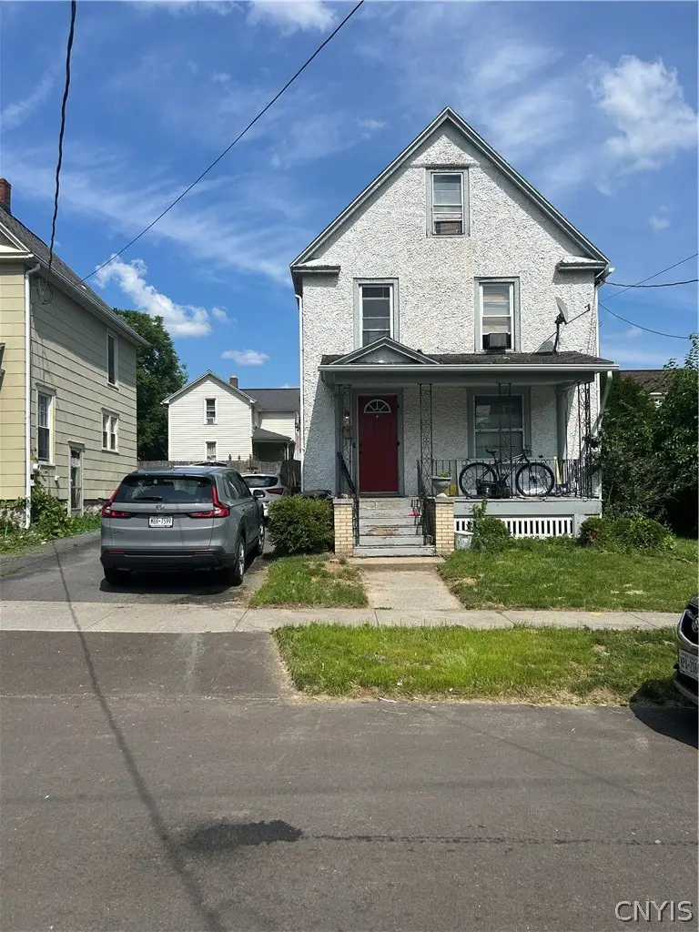 32 Chestnut Street, Auburn, NY 13021 - #1