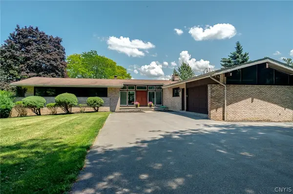 5157 Skyline Dr Drive, Syracuse, NY 13215