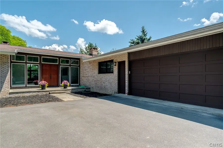 5157 Skyline Dr Drive, Syracuse, NY 13215 - #2