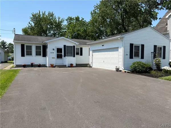 1254 Kossuth Avenue, Utica, NY 13501