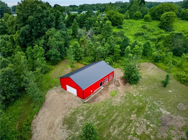 4261 St Rt 49, Pennellville, NY 13132